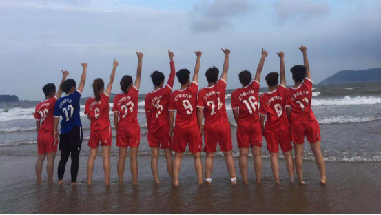 辽宁师范大学队问鼎首届全国女子沙滩足球锦标赛