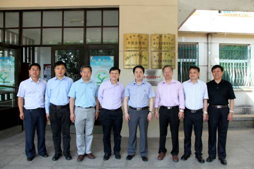 翻译硕士专业学位授权点专项评估专家组来我校考察