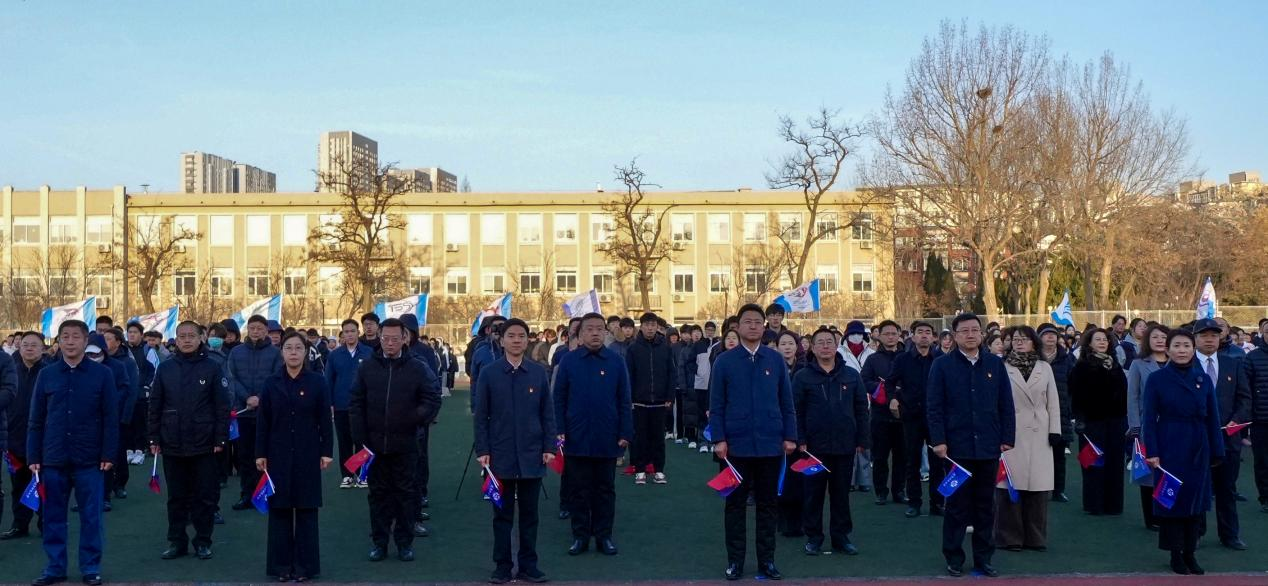 我校举行2025年春季学期开学第一课暨学雷锋活动月启动仪式