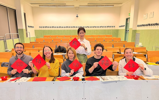 我校米兰国立大学孔子学院开展“迎新春”系列文化活动