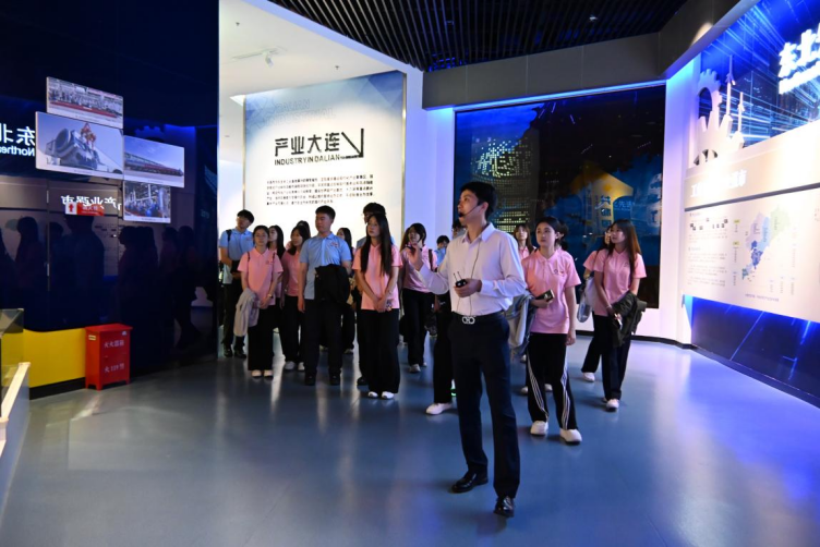 辽宁师范大学举行“青年发展型城市建设”主题实践活动 暨“青马工程”培训班结业仪式