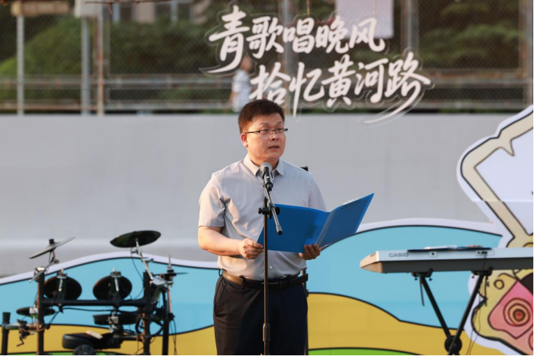 辽宁师范大学举办第三十五届大学生文化艺术节闭幕式 暨欢送2026届毕业生草坪音乐会