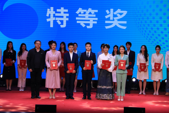 第六届辽宁省普通高等学校本科生融媒体主持人大赛在我校成功举办